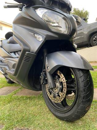 SUZUKI BURGMAN 650 EXECUTIVE SUZUKI BURGMAN 650 EXECUTIVE